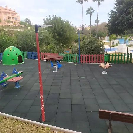 Apartment Playa Marina Club Pretty House Malaga